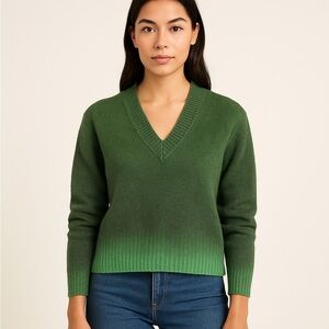 Aragona Green V-Neck Wool/Cashmere Women's Sweater 40